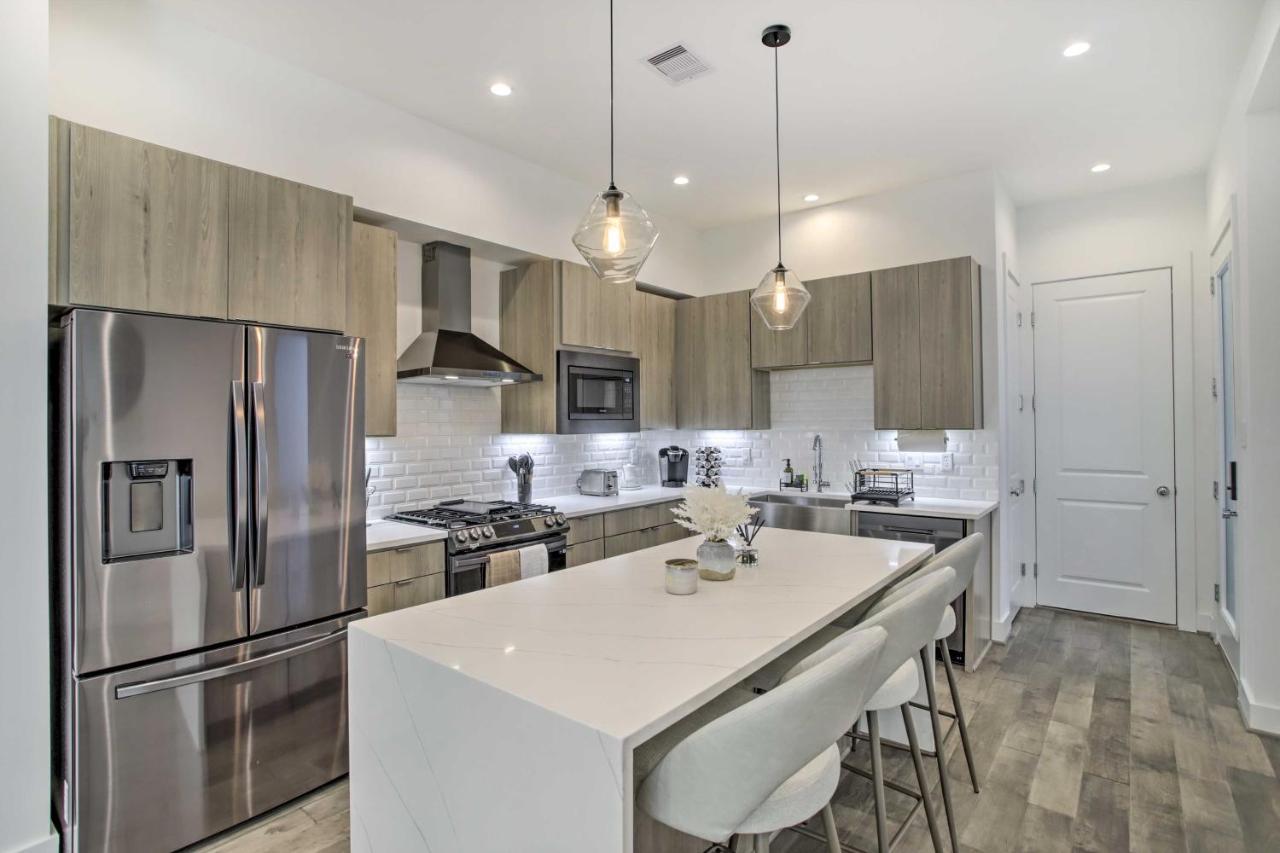 Newly-Built Luxury Galleria Area Townhome! Houston Exterior foto