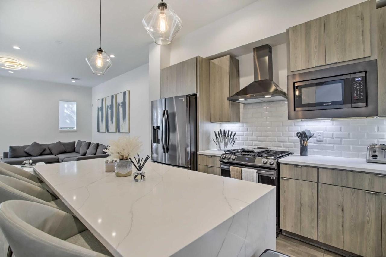 Newly-Built Luxury Galleria Area Townhome! Houston Exterior foto