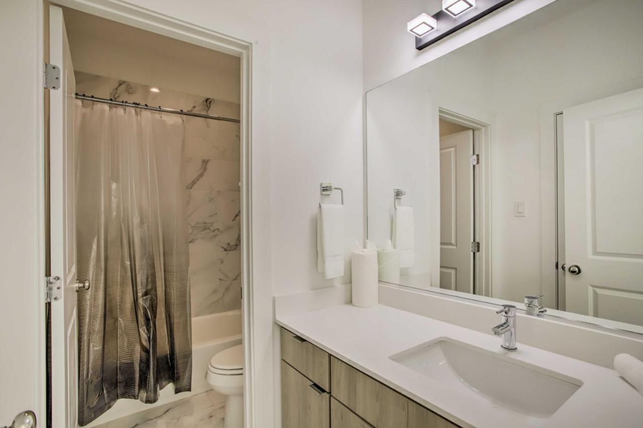 Newly-Built Luxury Galleria Area Townhome! Houston Exterior foto